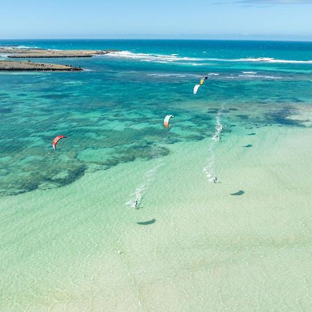 Ocean Lodge Kite & Windsurf Antsiranana Eksteriør bilde