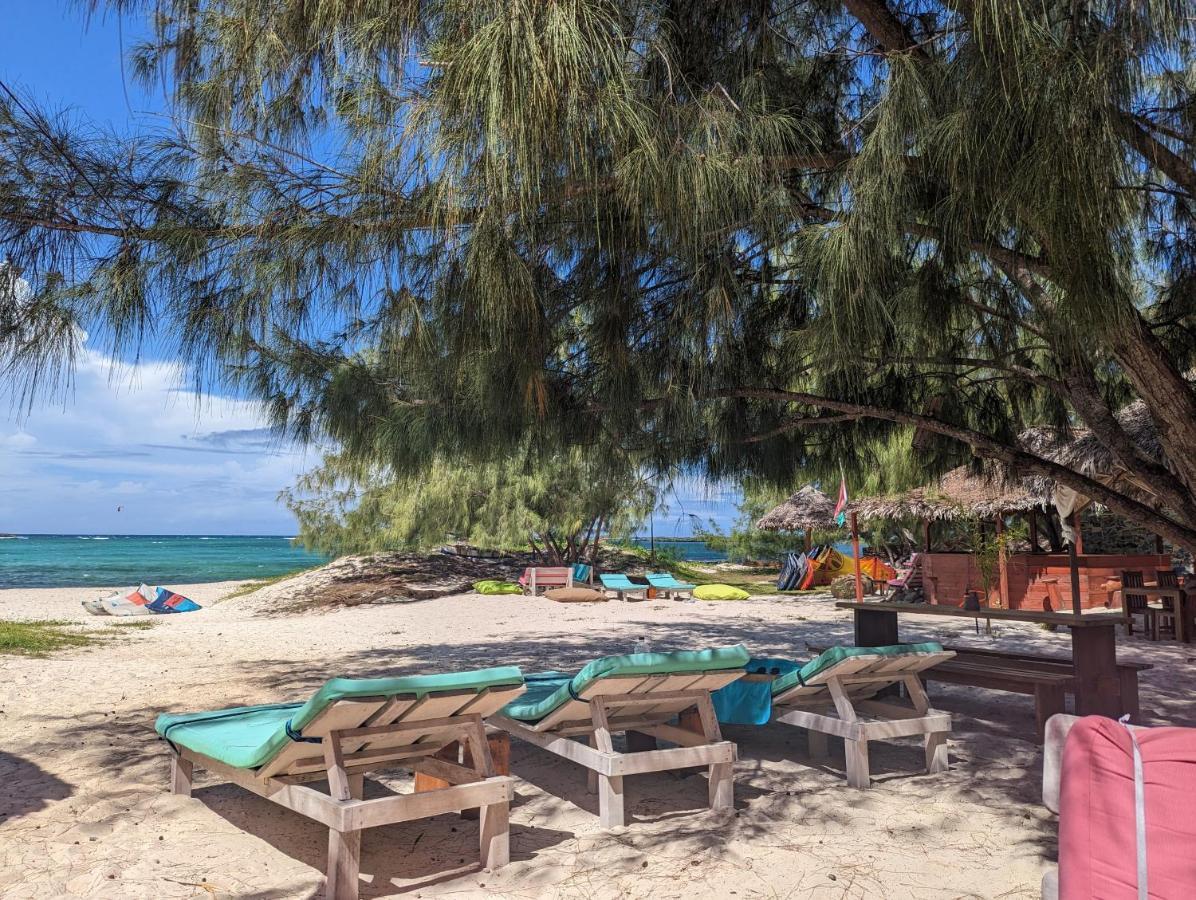 Ocean Lodge Kite & Windsurf Antsiranana Eksteriør bilde