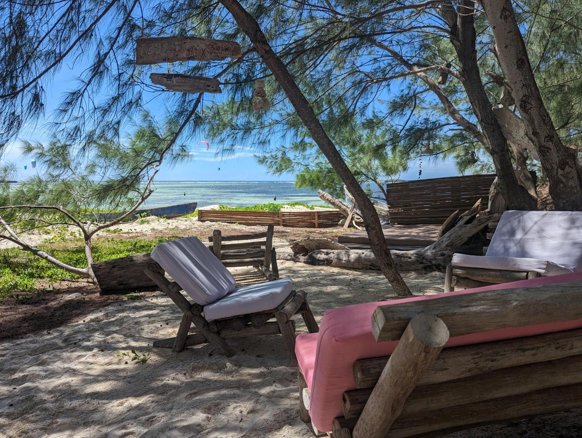 Ocean Lodge Kite & Windsurf Antsiranana Eksteriør bilde